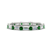 baguette-and-round-diamond-band-with-emerald-in-white-gold-fdewb318gemgrsleep-nl-wg